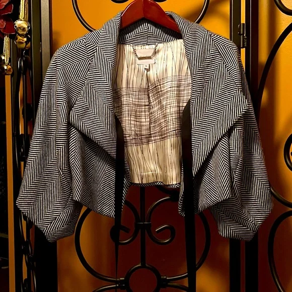 WALTER BY WALTER BAKER Tweed Crop Suit Jacket - Picture 4 of 8